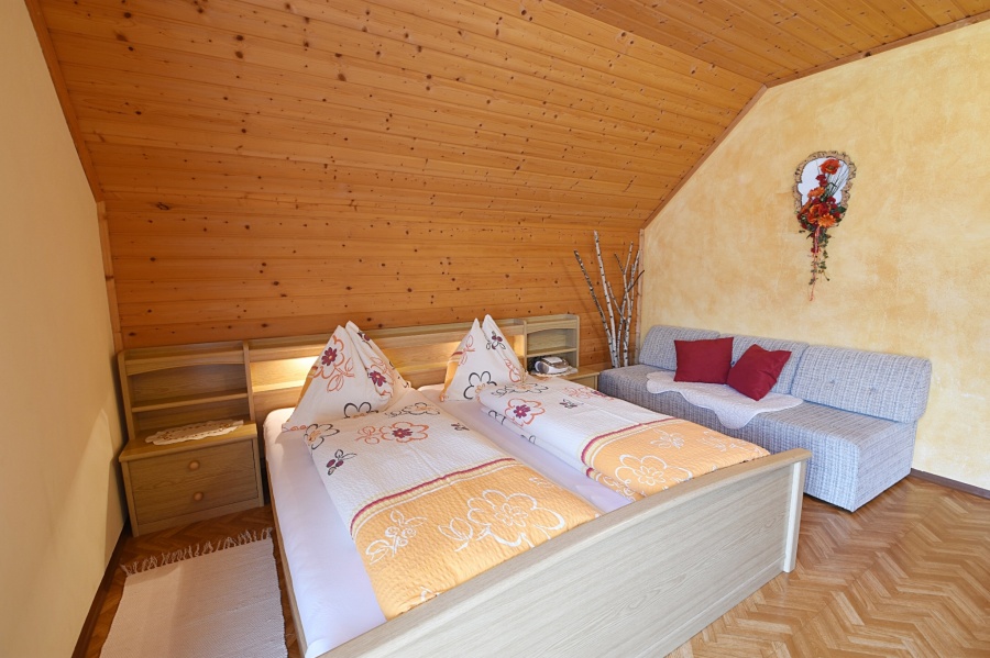 Ferienwohnung Krakautal, Urlaub am Bauernhof, Handl - Familie Knapp